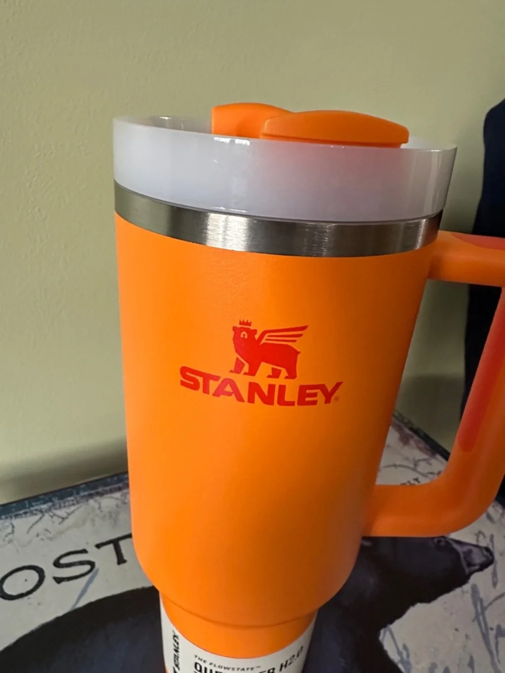 Stanley Bright Orange Insulated Quencher Tumbler with Handle - Picture 3 of 7
